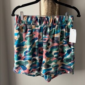 🎨 NWT - Multicolor Camouflage Athletic Shorts in Teal, Pink, Navy, Cream